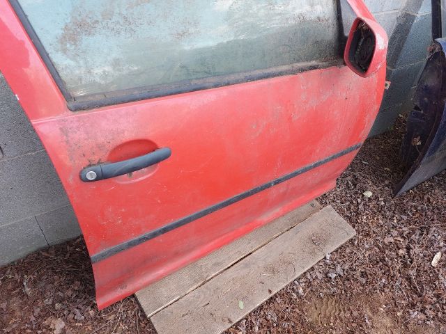 bontott VW GOLF IV Jobb első Ajtó (Részeivel)