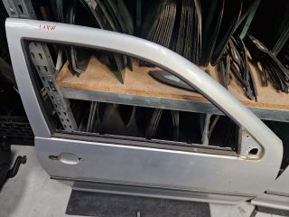 bontott VW GOLF IV Jobb első Ajtó (Részeivel)