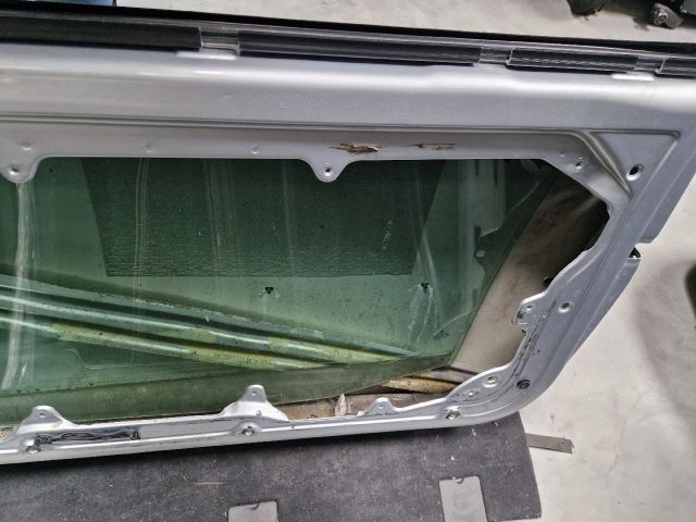 bontott VW GOLF IV Jobb első Ajtó (Részeivel)