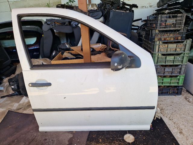 bontott VW GOLF IV Jobb első Ajtó (Részeivel)