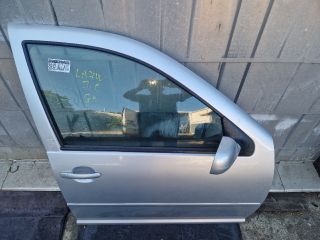 bontott VW GOLF IV Jobb első Ajtó (Részeivel)