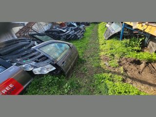 bontott VW GOLF IV Jobb első Ajtó (Részeivel)