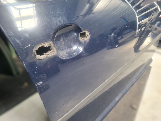 bontott VW GOLF IV Jobb első Ajtó (Üres lemez)