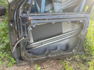 bontott VW GOLF IV Jobb első Ajtó (Üres lemez)