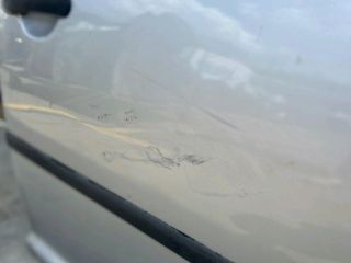 bontott VW GOLF IV Jobb első Ajtó (Üres lemez)