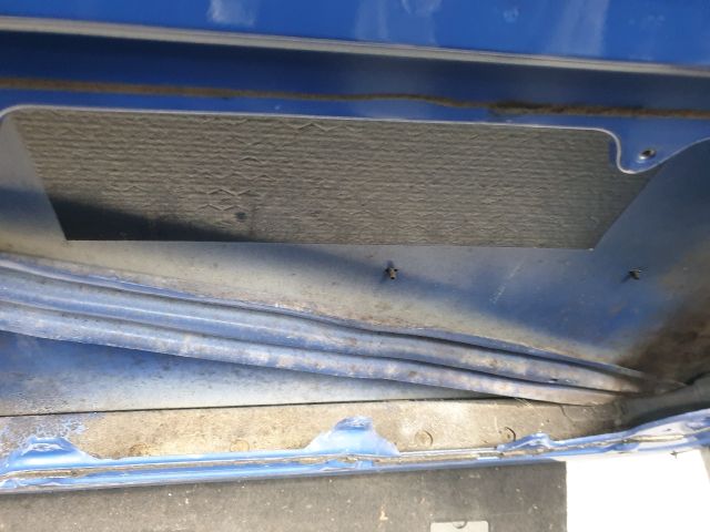 bontott VW GOLF IV Jobb első Ajtó (Üres lemez)