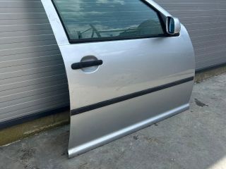 bontott VW GOLF IV Jobb első Ajtó (Üres lemez)
