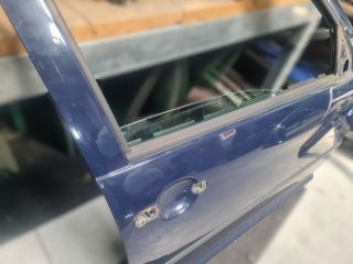 bontott VW GOLF IV Jobb első Ajtó (Üres lemez)