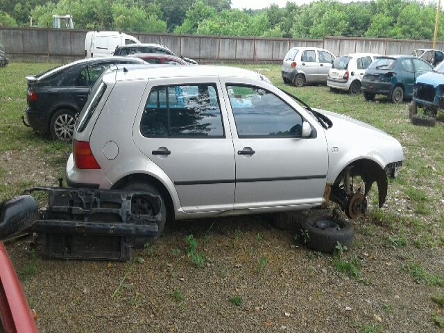 bontott VW GOLF IV Jobb első Ajtóhatároló