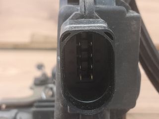 bontott VW GOLF IV Jobb első Ajtózár