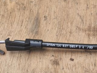 bontott VW GOLF IV Jobb első Ajtózár