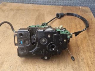 bontott VW GOLF IV Jobb első Ajtózár