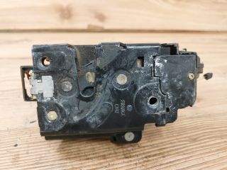 bontott VW GOLF IV Jobb első Ajtózár