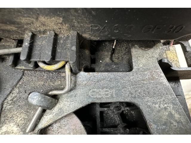 bontott VW GOLF IV Jobb első Ajtózár