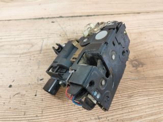 bontott VW GOLF IV Jobb első Ajtózár