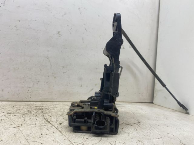 bontott VW GOLF IV Jobb első Ajtózár