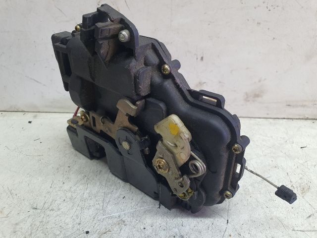 bontott VW GOLF IV Jobb első Ajtózár