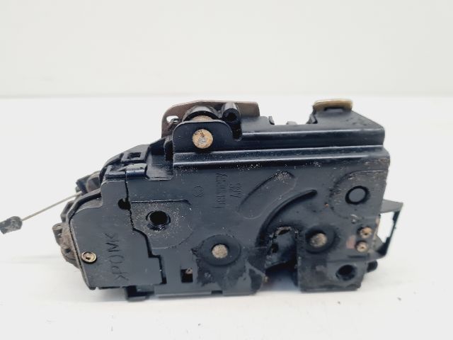 bontott VW GOLF IV Jobb első Ajtózár