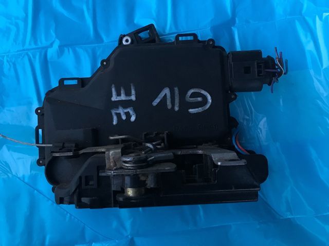 bontott VW GOLF IV Jobb első Ajtózár