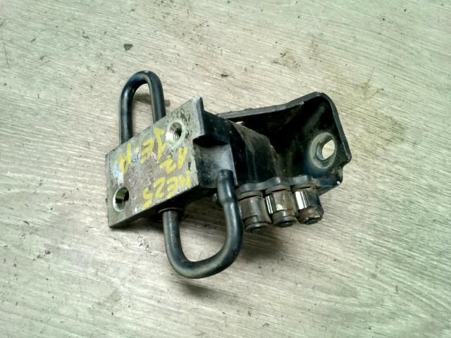 bontott VW GOLF IV Jobb első Alsó Zsanér