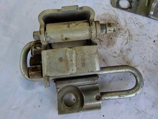 bontott VW GOLF IV Jobb első Alsó Zsanér