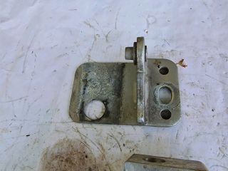 bontott VW GOLF IV Jobb első Alsó Zsanér