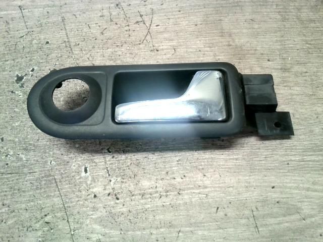 bontott VW GOLF IV Jobb első Belső Kilincs