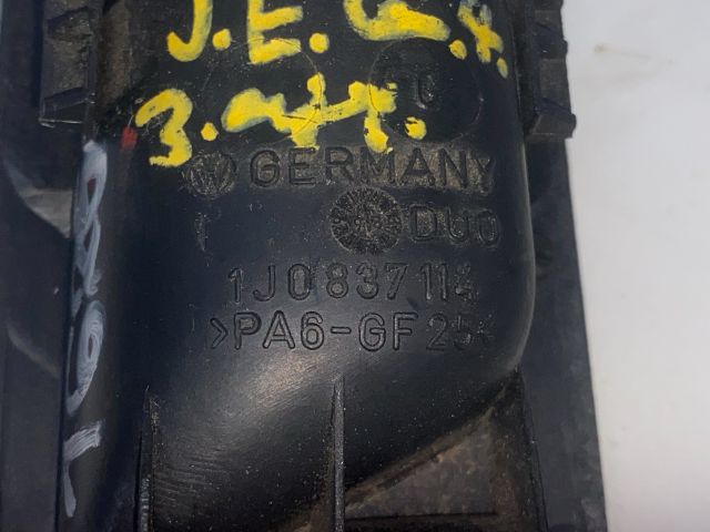 bontott VW GOLF IV Jobb első Belső Kilincs