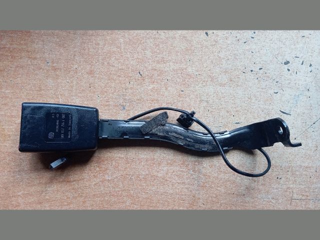 bontott VW GOLF IV Jobb első Biztonsági Öv Csat