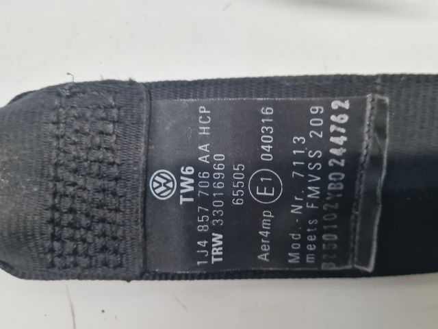 bontott VW GOLF IV Jobb első Biztonsági Öv