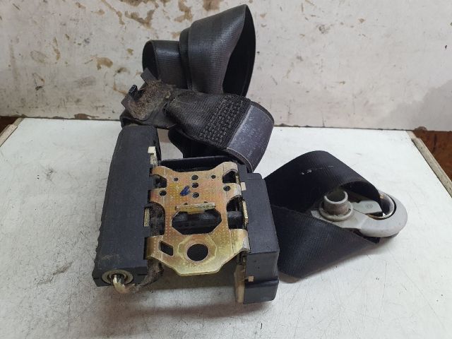 bontott VW GOLF IV Jobb első Biztonsági Öv