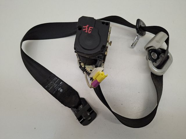 bontott VW GOLF IV Jobb első Biztonsági Öv