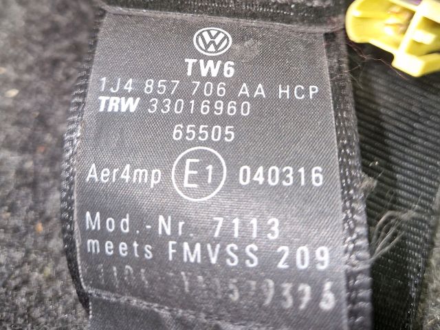 bontott VW GOLF IV Jobb első Biztonsági Öv