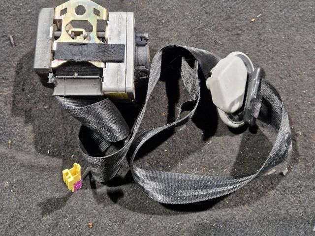 bontott VW GOLF IV Jobb első Biztonsági Öv