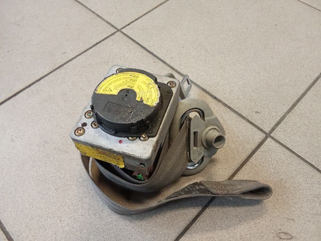 bontott VW GOLF IV Jobb első Biztonsági Öv