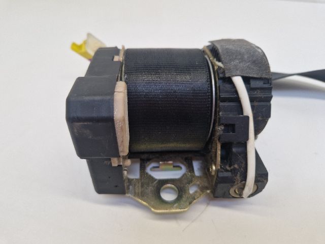 bontott VW GOLF IV Jobb első Biztonsági Öv