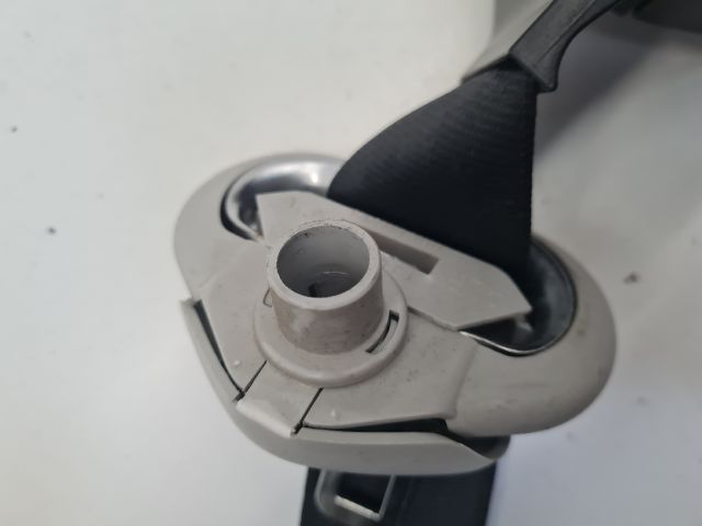 bontott VW GOLF IV Jobb első Biztonsági Öv