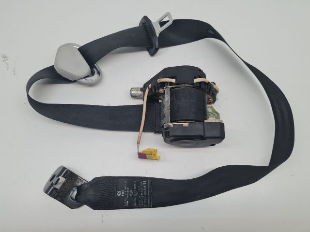 bontott VW GOLF IV Jobb első Biztonsági Öv