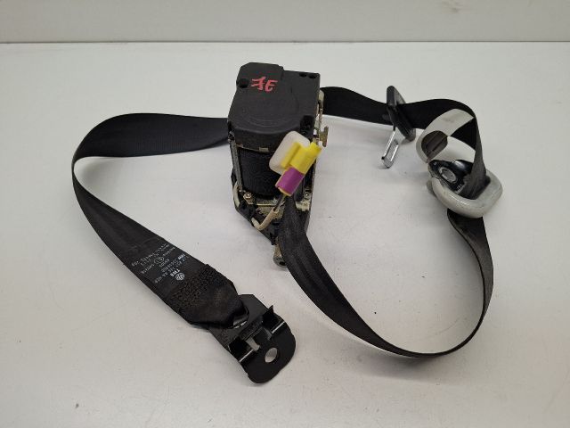 bontott VW GOLF IV Jobb első Biztonsági Öv