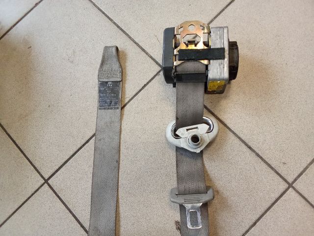 bontott VW GOLF IV Jobb első Biztonsági Öv