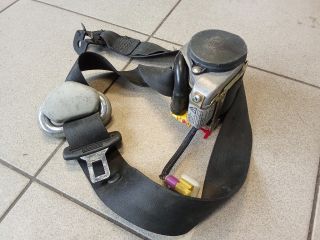 bontott VW GOLF IV Jobb első Biztonsági Öv