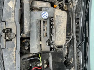 bontott VW GOLF IV Jobb első Fixüveg (Ajtóban)