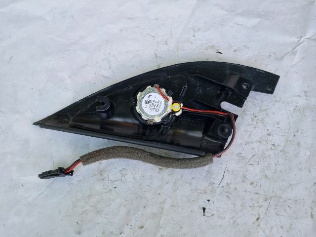 bontott VW GOLF IV Jobb első Hangszóró Burkolat