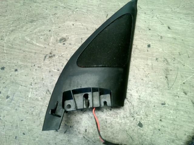 bontott VW GOLF IV Jobb első Hangszóró