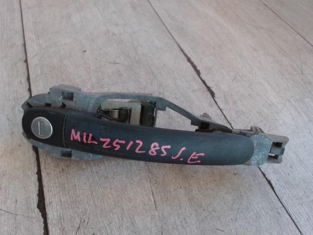 bontott VW GOLF IV Jobb első Külső Kilincs