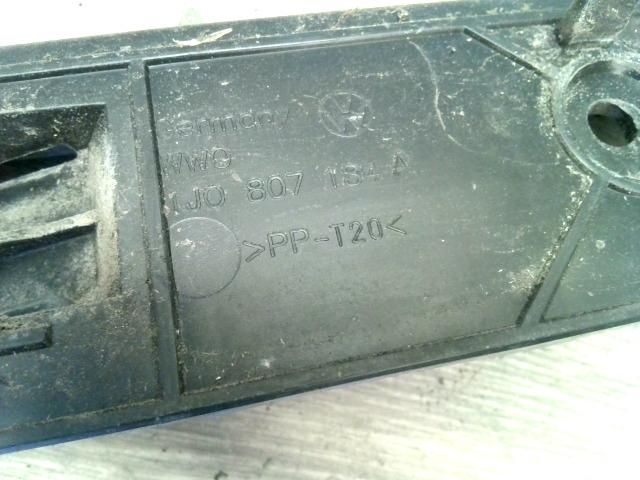 bontott VW GOLF IV Jobb első Lökhárító Tartó (Műanyag)