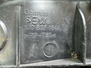 bontott VW GOLF IV Jobb első Oldal Lökhárító Tartó (Műanyag)