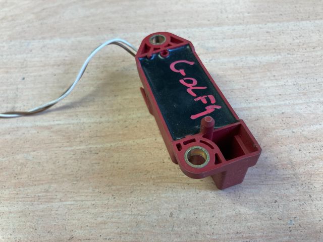 bontott VW GOLF IV Jobb első Oldal Ütközés Érzékelő