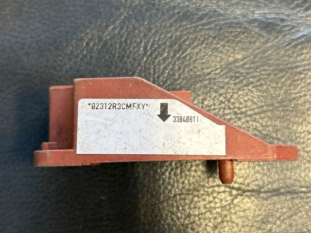 bontott VW GOLF IV Jobb első Oldal Ütközés Érzékelő