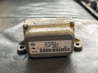 bontott VW GOLF IV Jobb első Oldal Ütközés Érzékelő